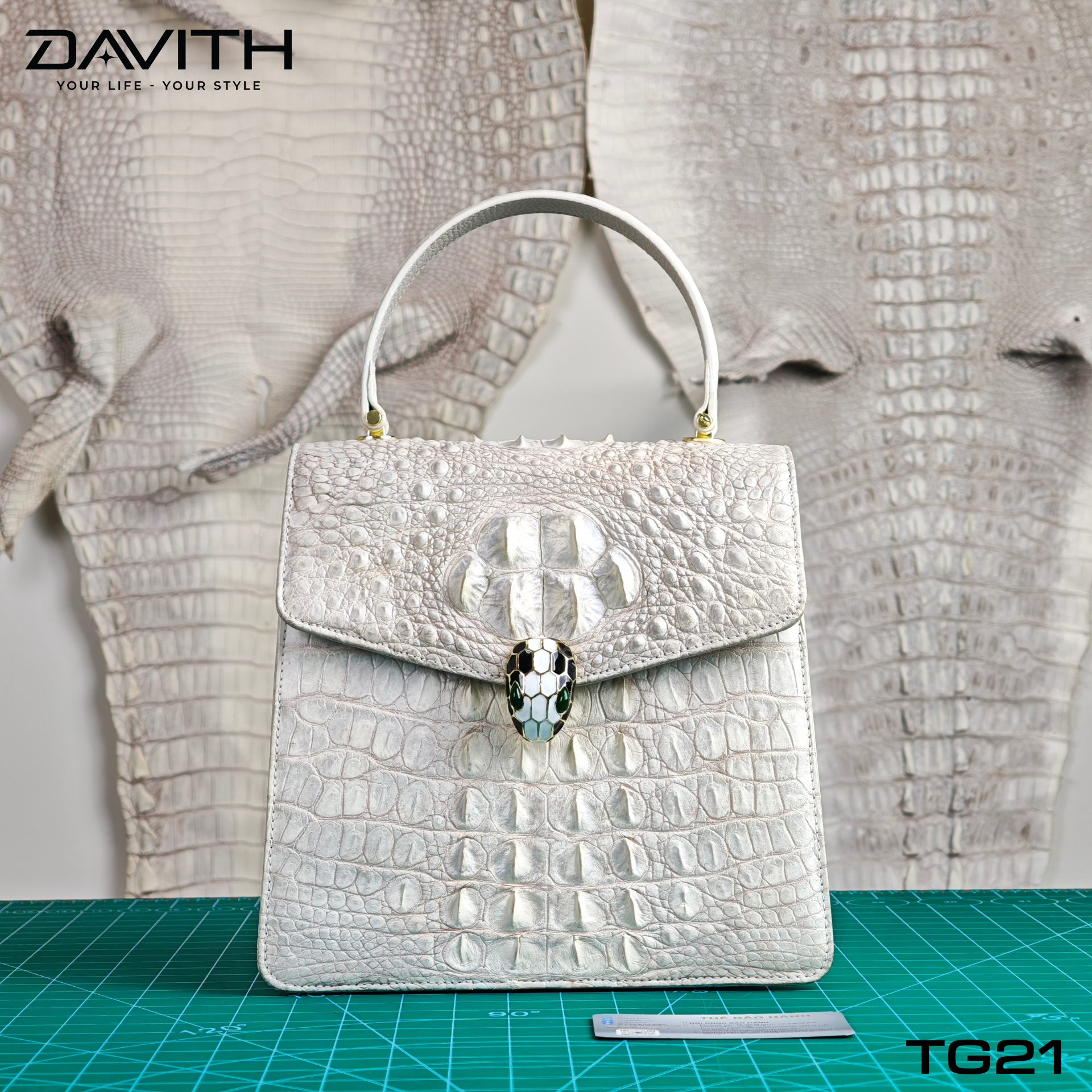 DAVITH TG21 | Professionally Whitened Hornback Exotic Leather Women's Handbag 22×20×10 cm