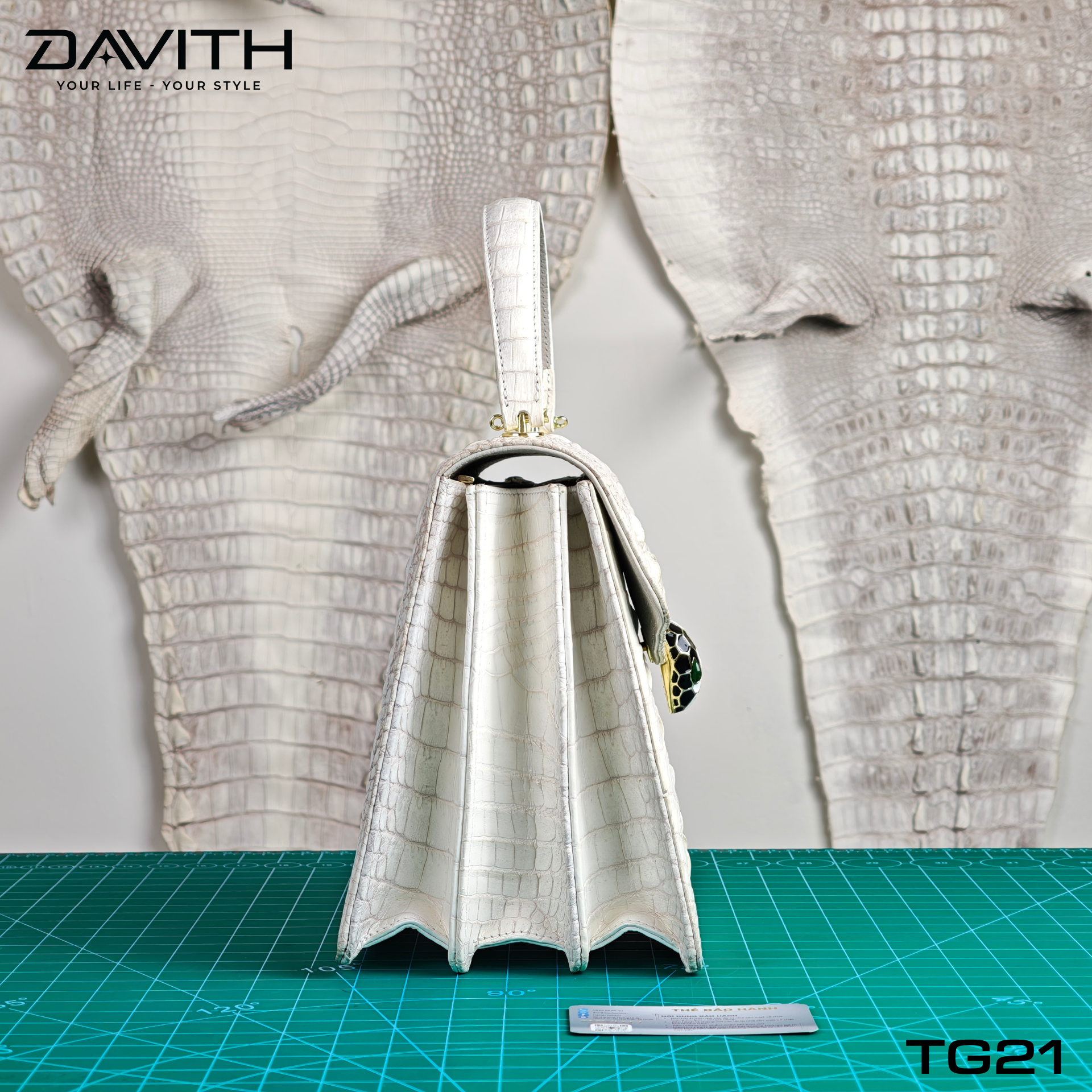 DAVITH TG21 | Professionally Whitened Hornback Exotic Leather Women's Handbag 22×20×10 cm