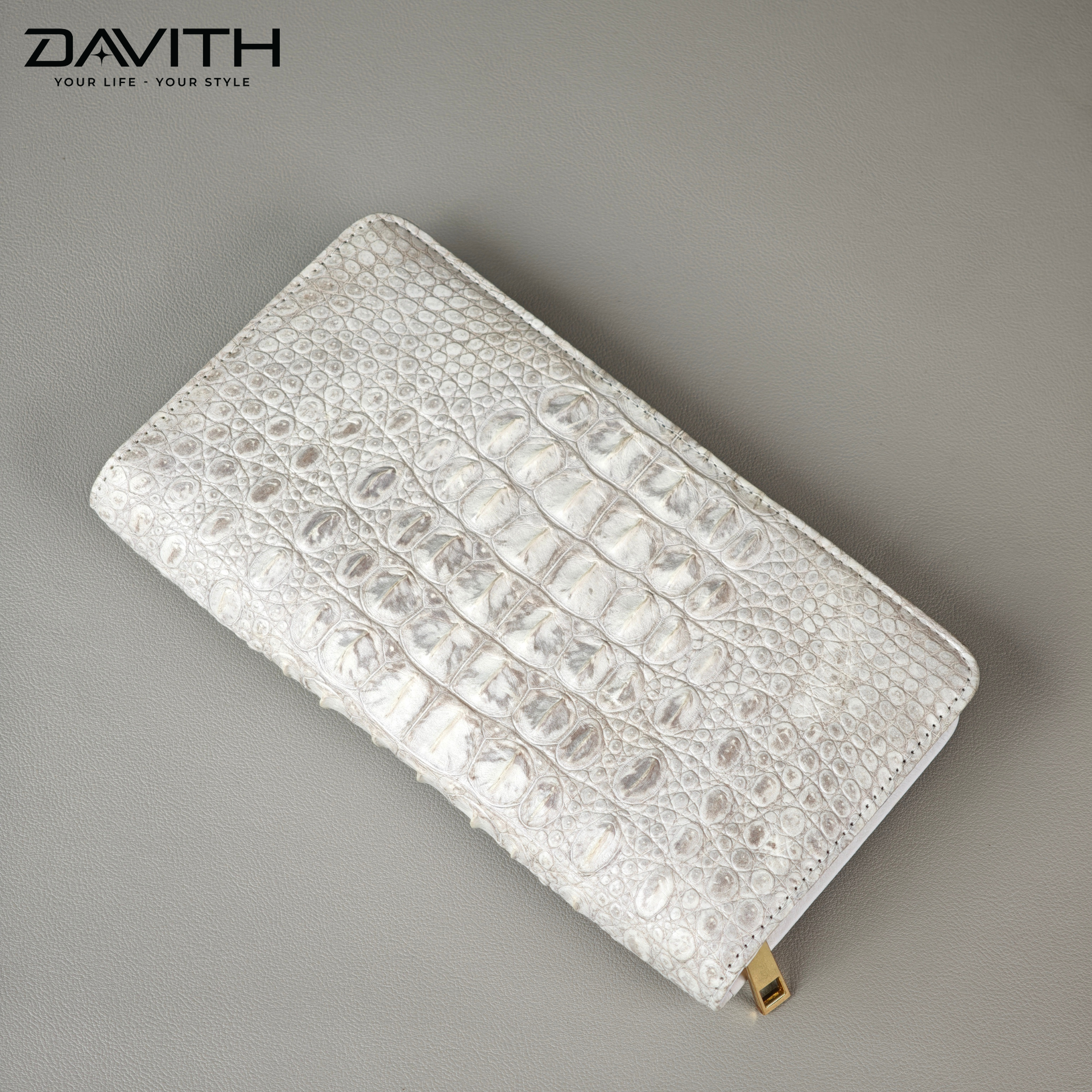 DAVITH Luxury Hornback Crocodile Clutch Wallet — Professionally Whitened | WALLET-VCT01G